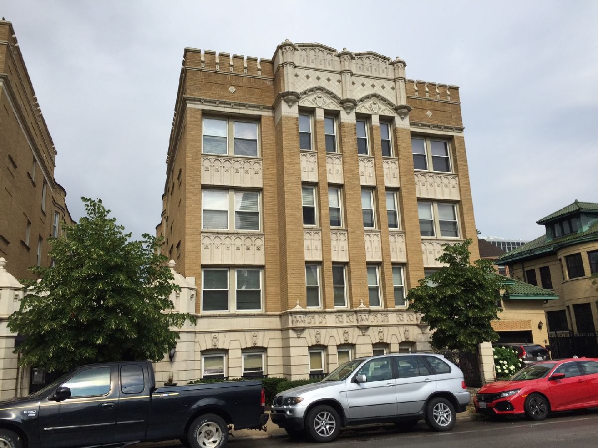 Condominiums Sold Buena Landmark Condos Chicago Illinois, 4240 Clarendon