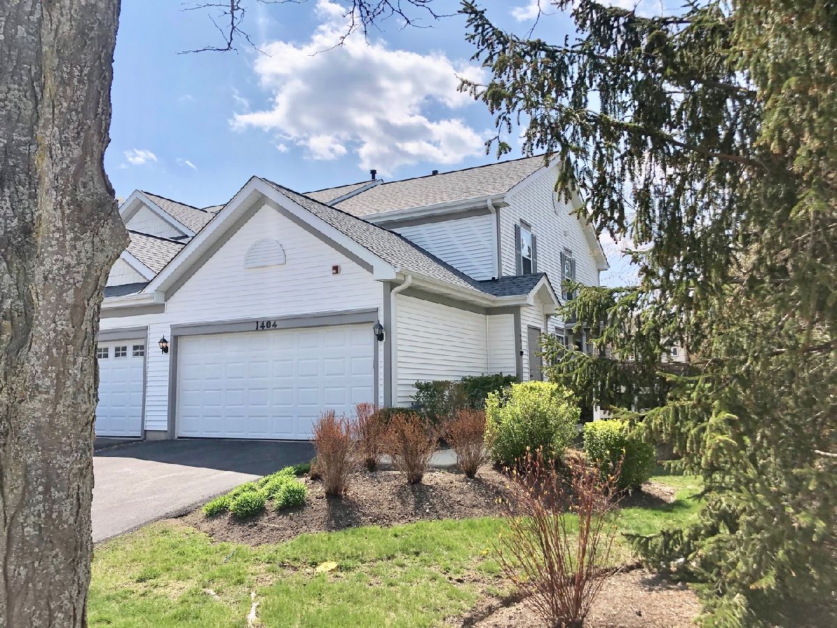 Townhomes Sold Insignia Ridge Mundelein Illinois, 1404 Wesley