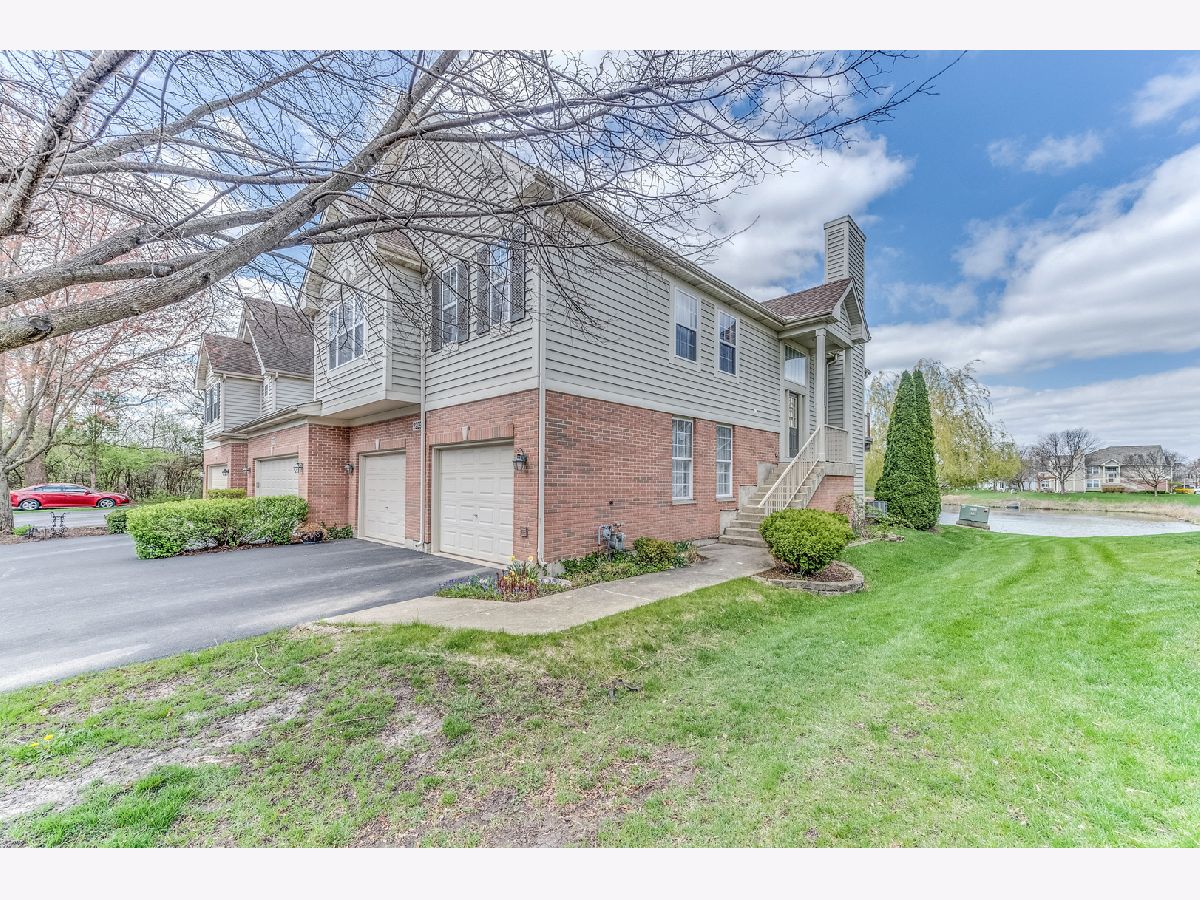 Townhomes Sold Danada Woods Naperville Illinois, 2209 Grove