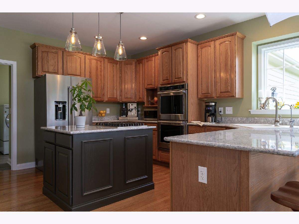 Homes Sold Bull Ridge Mchenry Illinois, 2003 Black Oak