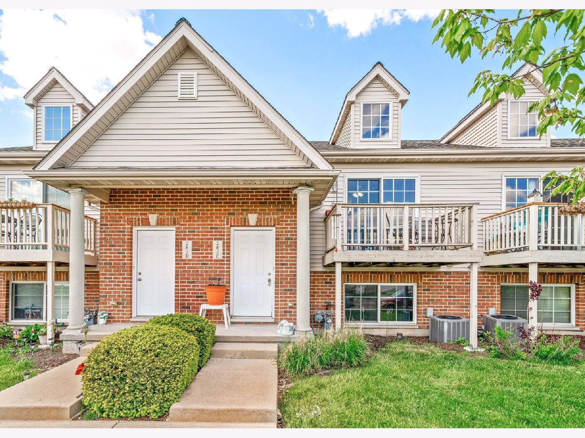 Townhomes & Homes Sold South Pointe Greens Dekalb Illinois, 283 Par Five