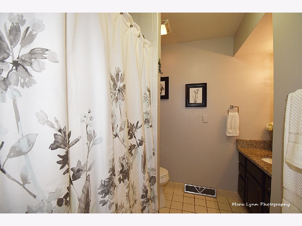 Homes Sold Heathercrest Aurora Illinois, 1475 Crestwood