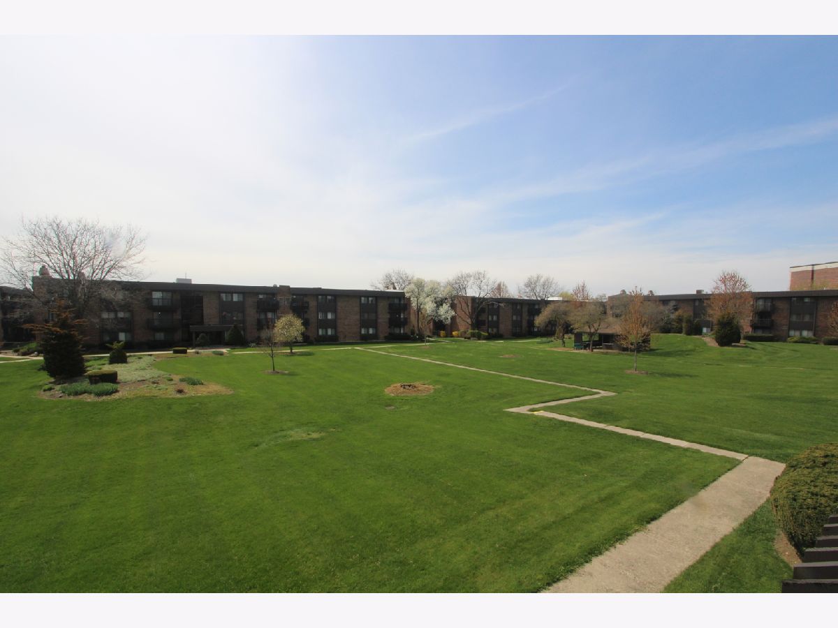 1424 Woodbridge Road, Joliet, Illinois 60436 MLS 11057396 WinterCohen