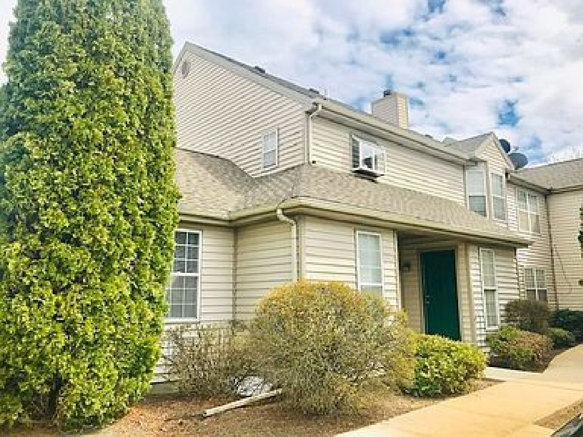 Condos & Townhomes Rented Northbrook Bourbonnais Illinois, 106 Chesterfield