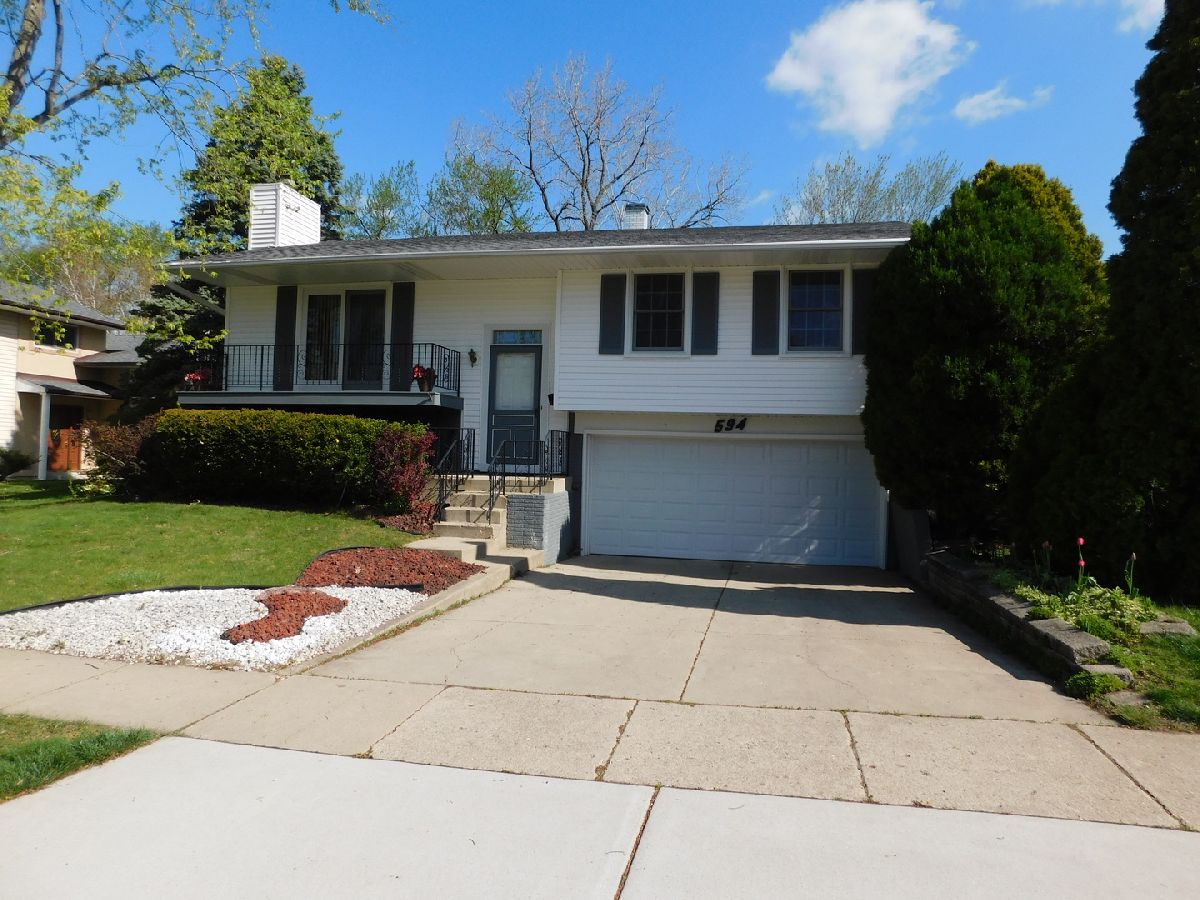Homes Sold Kings Terrace Buffalo Grove Illinois, 594 Hawthorne