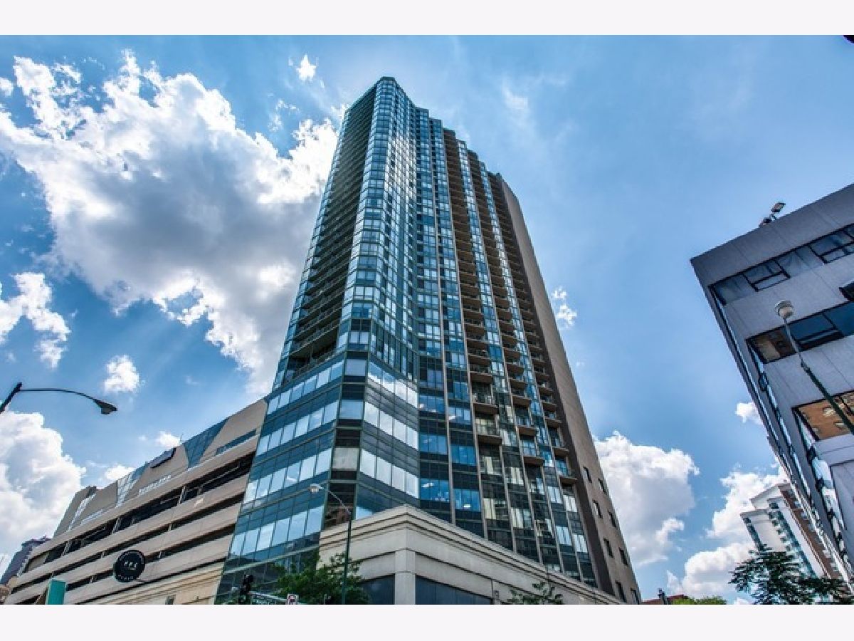 Condominiums Sold Gold Coast Galleria Chicago Illinois, 111 Maple