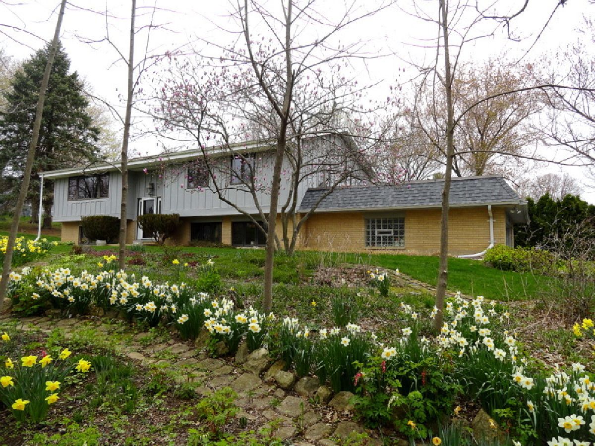 Homes Sold Happy Hills St Charles Illinois, 3N208 Pine Hills