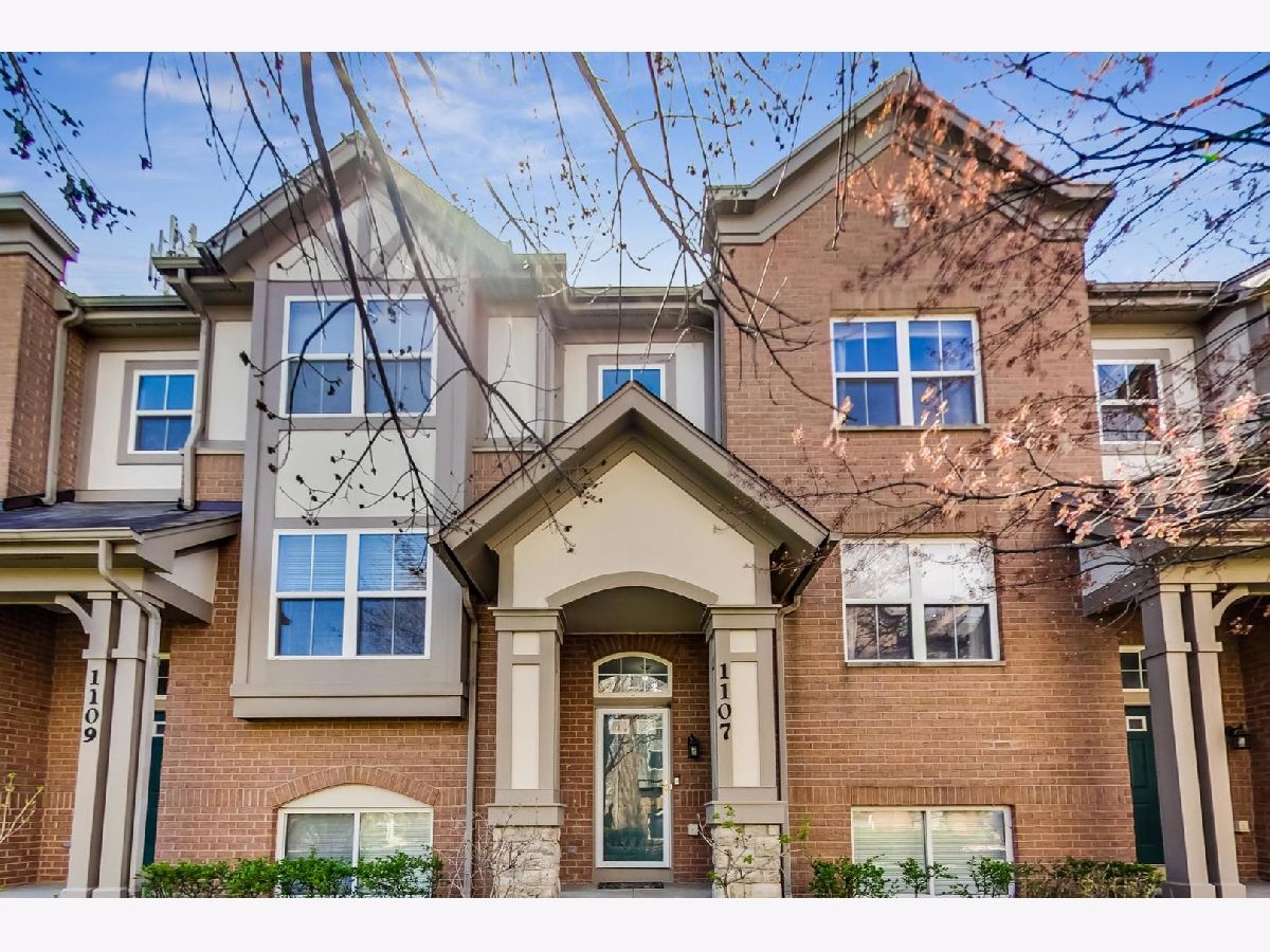 Townhomes Sold Claremont Ridge Palatine Illinois, 1107 Claremont