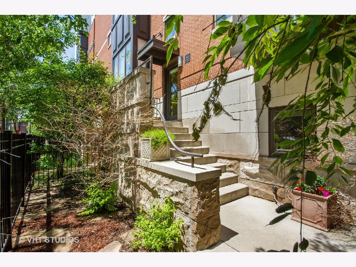 Townhomes & Homes Sold City Club Chicago Illinois, 464 Superior