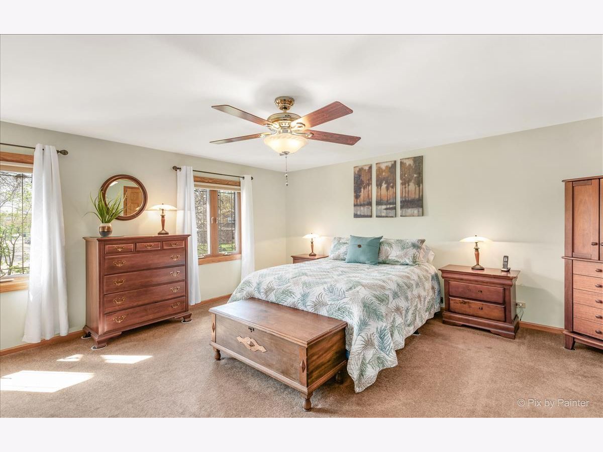 Homes Sold Gingerbrook Bartlett Illinois, 843 Pear Tree