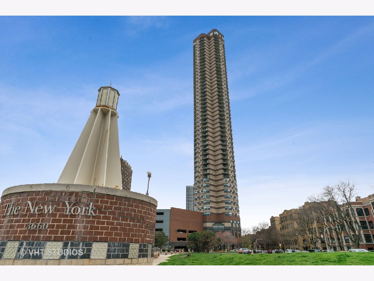 Condominiums Sold The New York Chicago Illinois, 3660 Lake Shore