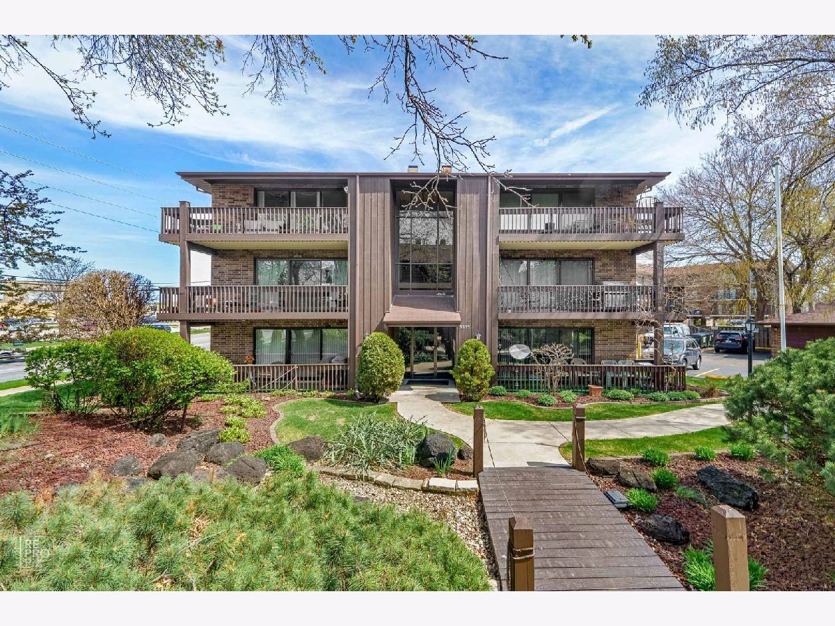 Condominiums Sold Pines Oak Lawn Illinois