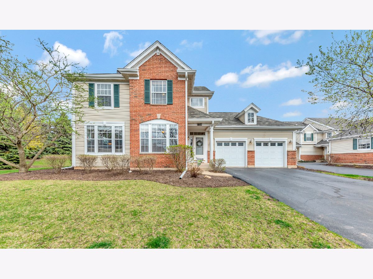 Townhomes & Homes Sold Briarcourt Villas Aurora Illinois, 1730 Landreth