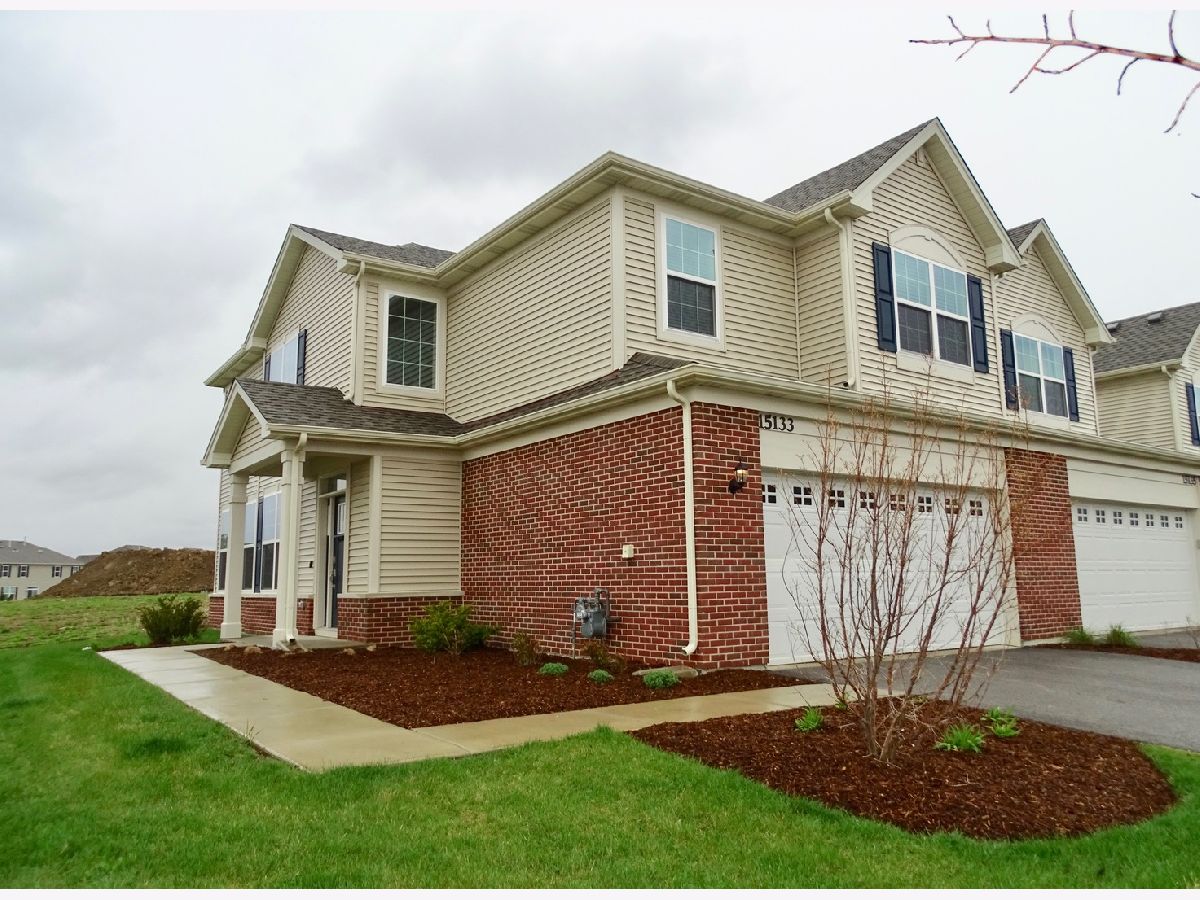 Condos & Townhomes & Homes Rented Stonegate Manhattan Illinois, 15133 Quincy