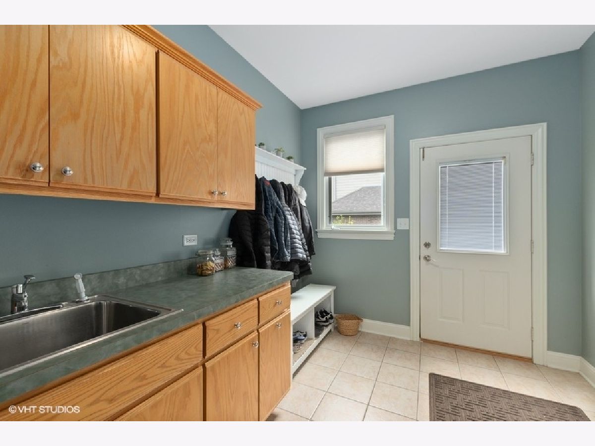 Homes Sold Windhaven West Orland Park Illinois, 13722 Tallgrass