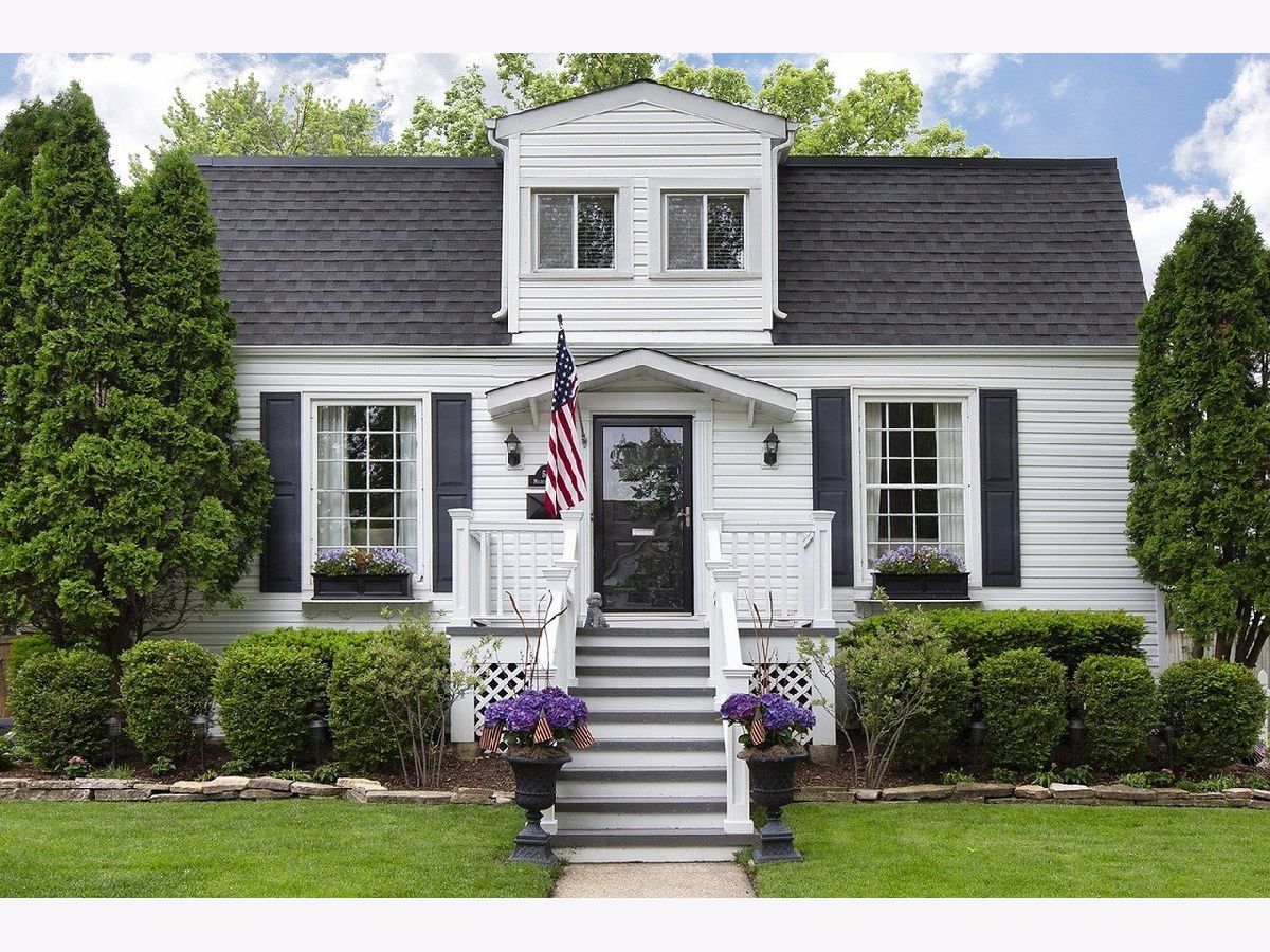  Rented Kenilworth Illinois, 539 Melrose