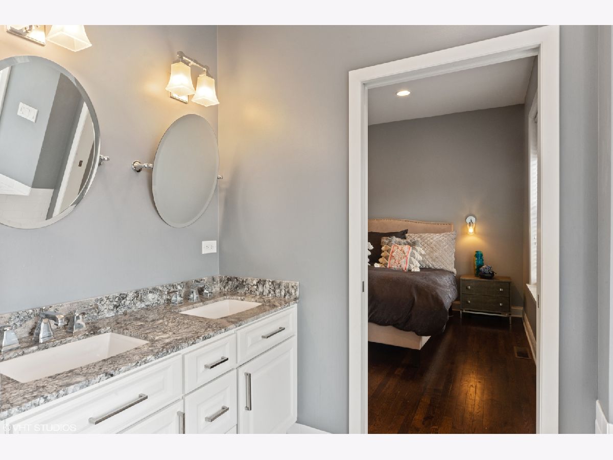 Condominiums & Homes Sold Kensington Chicago Illinois, 1036 Armitage