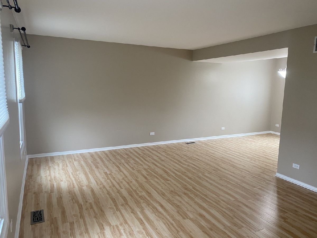 Homes Rented Cherrywood East Bolingbrook Illinois, 668 Niagara