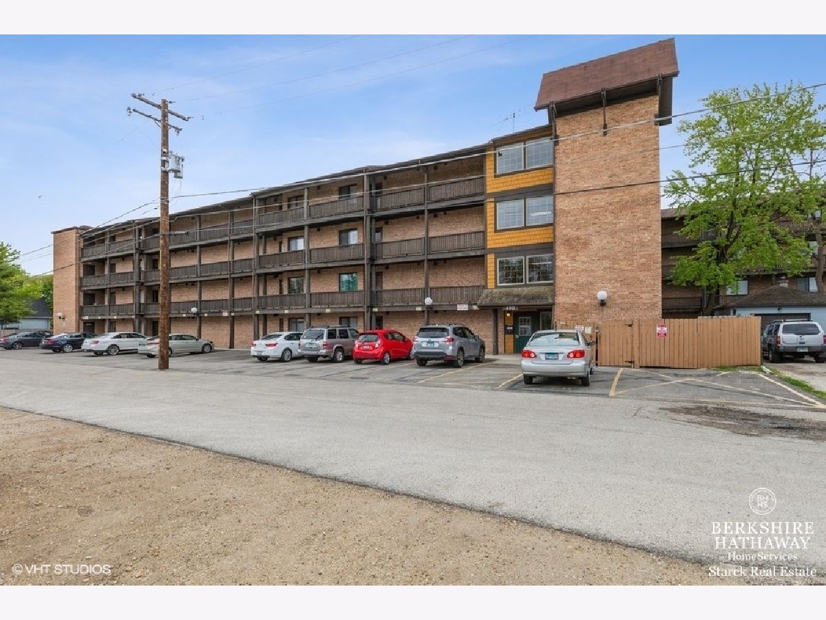 Harbour Club Wauconda IL, Condominiums For Sale & For Rent Sadie