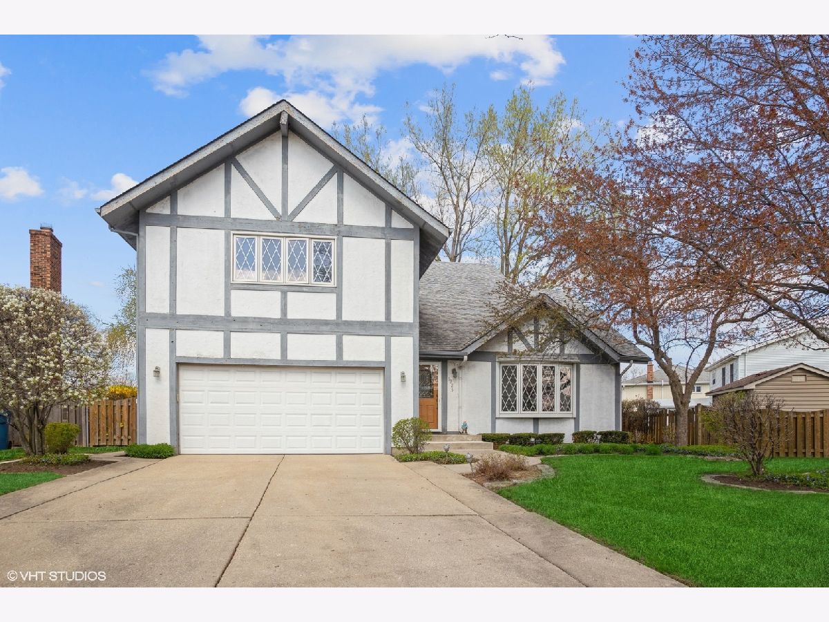 Homes Sold Foxdale Addison Illinois, 1326 Saddle Row