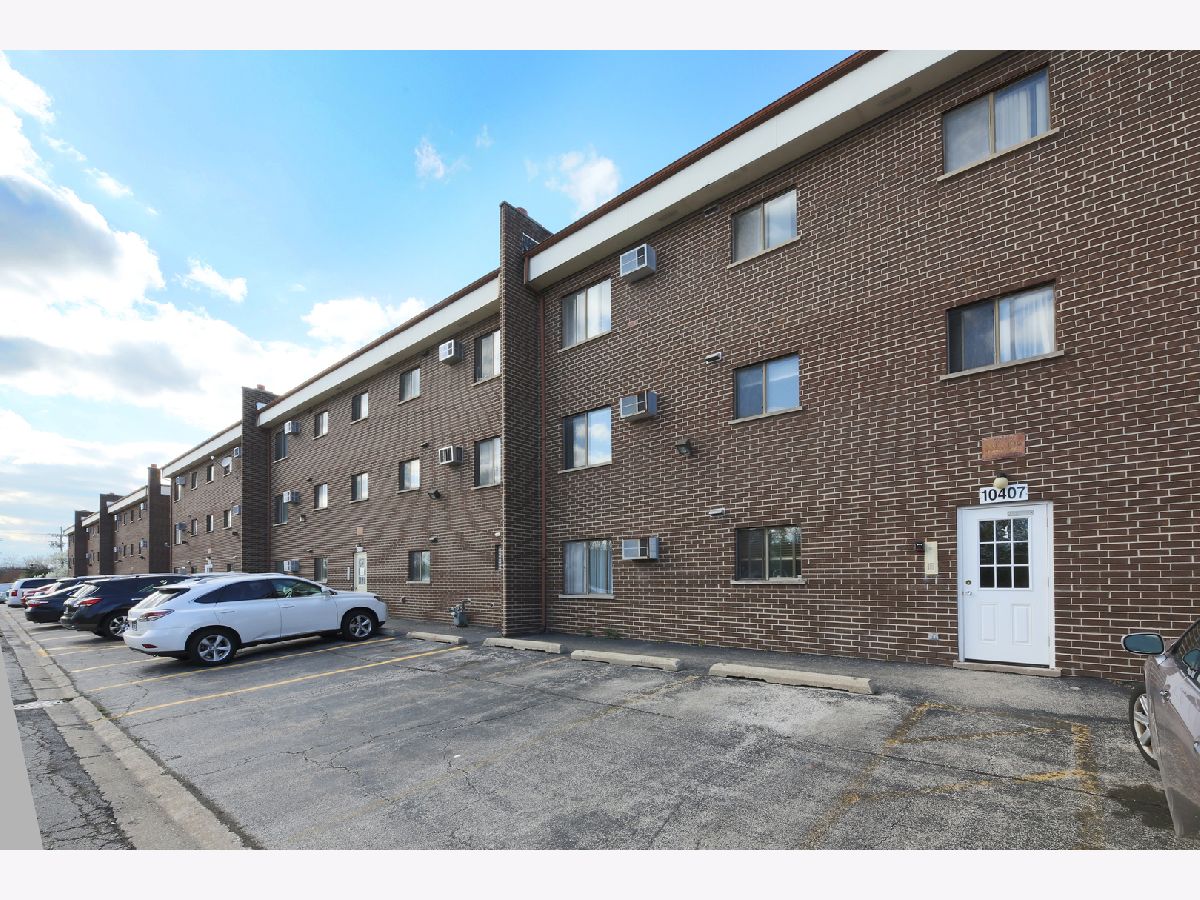 Condos & Townhomes & Homes Sold Glen Grove Glenview Illinois, 10407 Dearlove