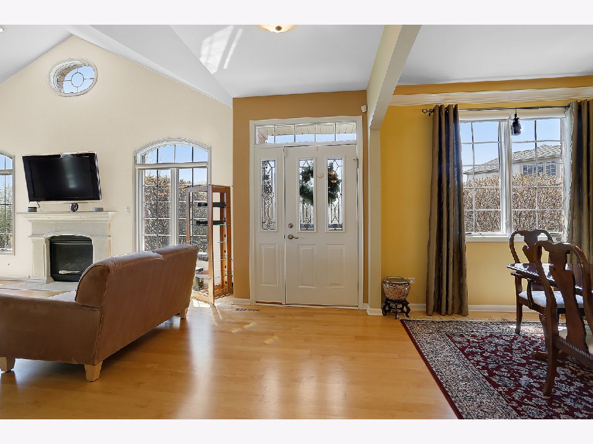 Townhomes Sold Amberfield Townhomes Homer Glen Illinois, 14813 Clover