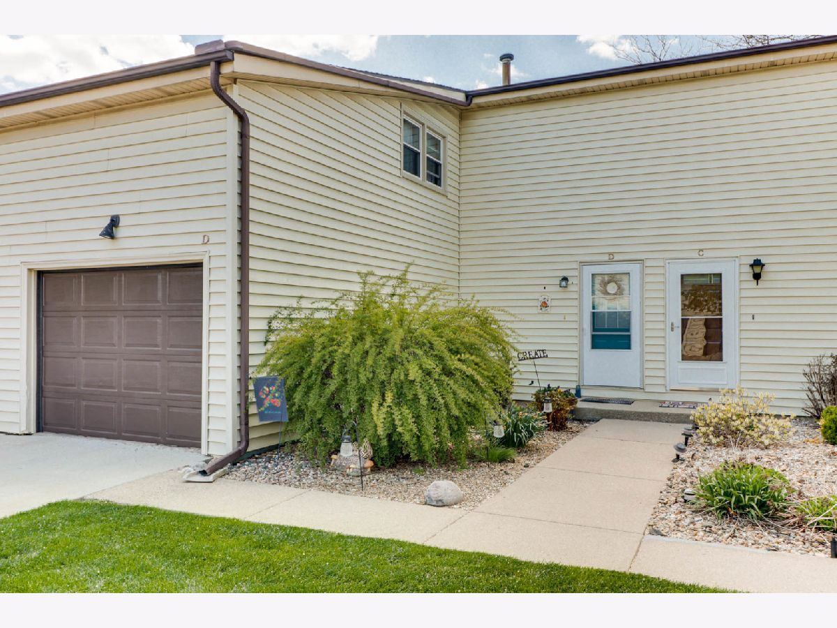 Condos & Townhomes Sold Key West Normal Illinois, 1707 King