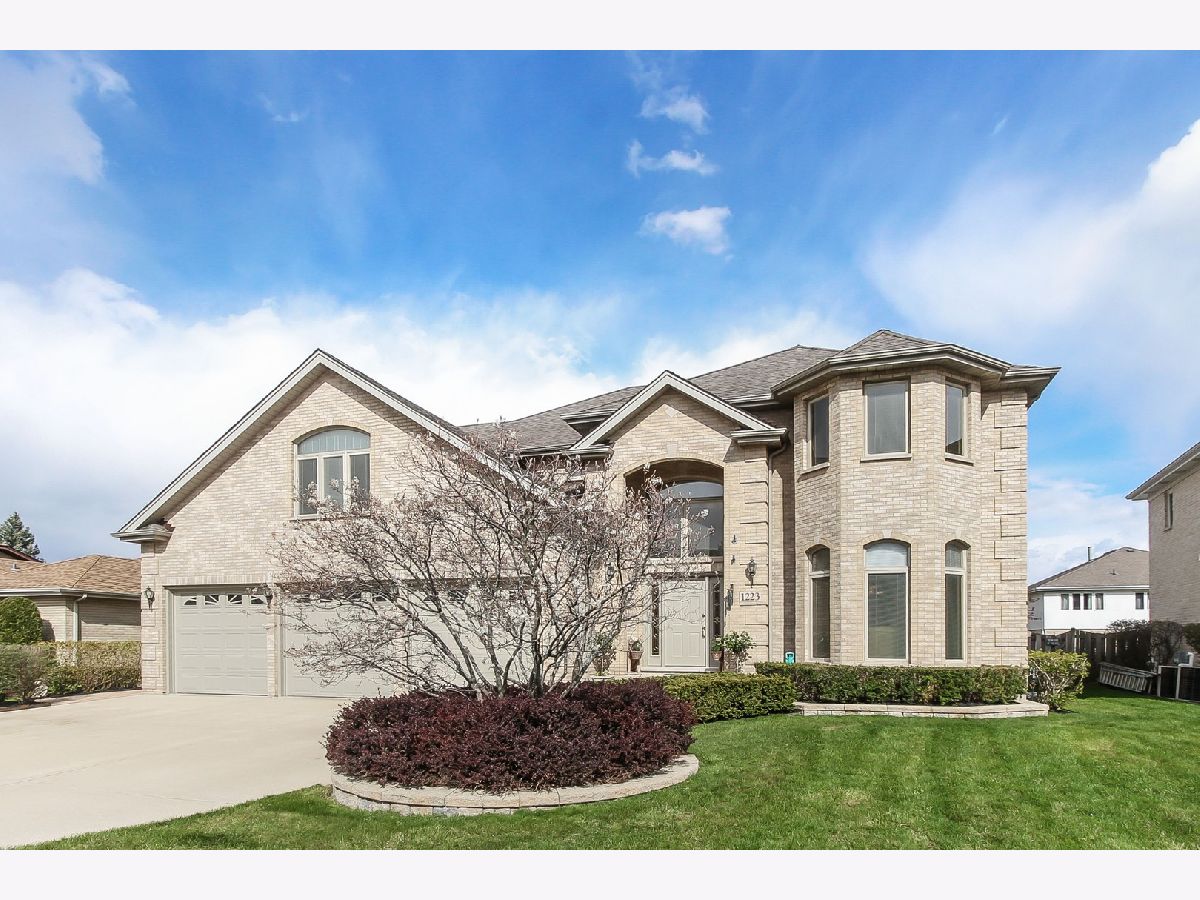 Homes Sold Westridge Addison Illinois, 1223 Ashley