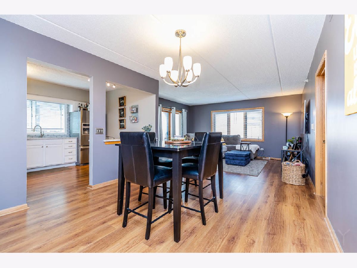 Condominiums Sold Library Courte Des Plaines Illinois, 750 Pearson