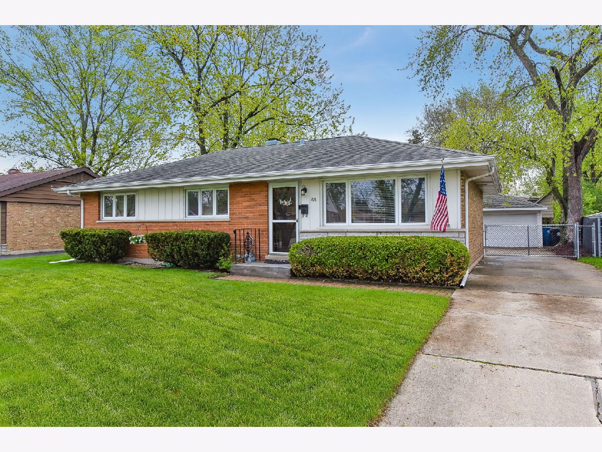 Homes Sold Southfield Bridgeview Illinois, 7031 Saratoga