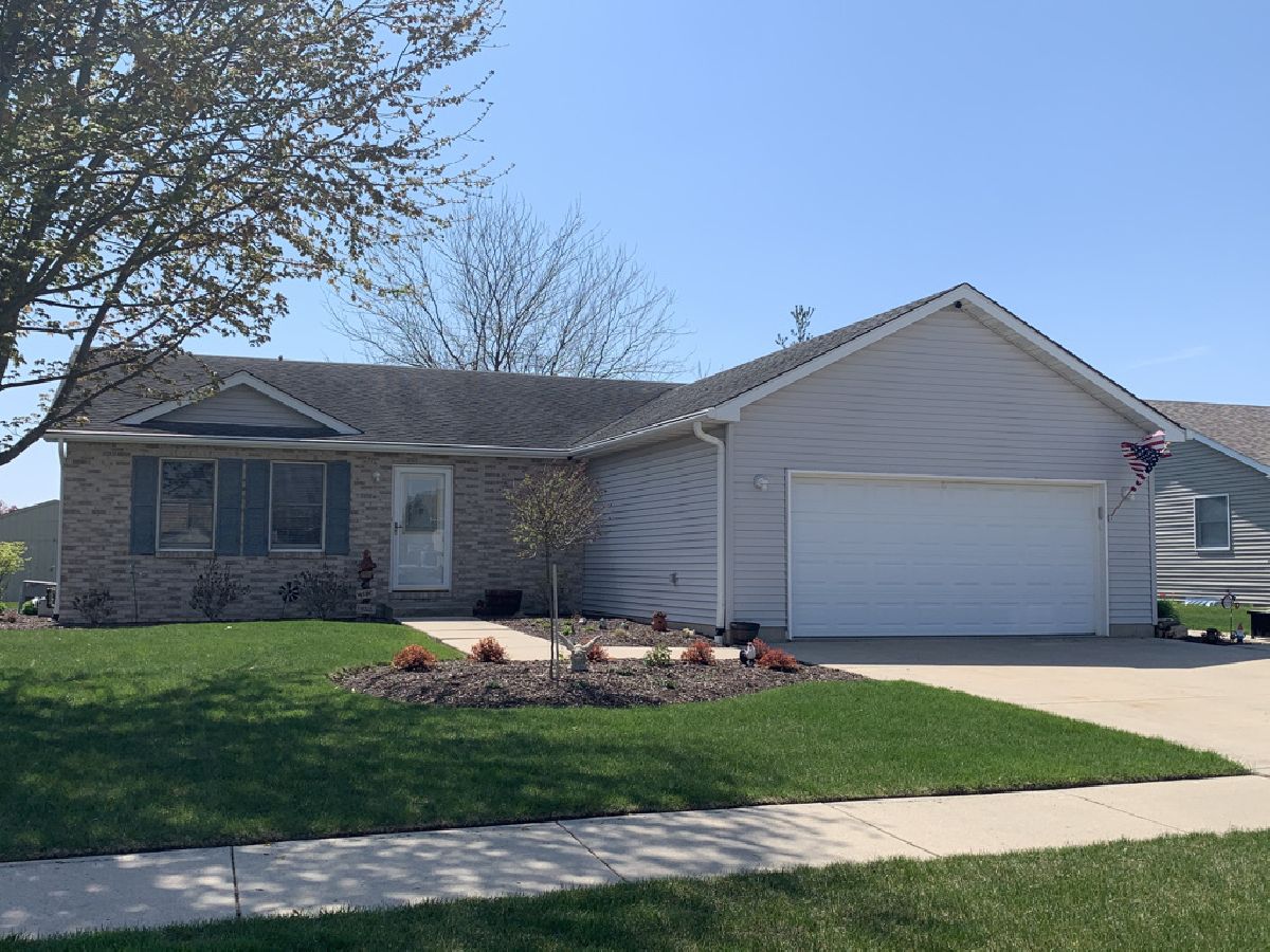 Homes & Condos & Townhomes Sold Bristol Pointe Morris Illinois, 1575 Carol Anne