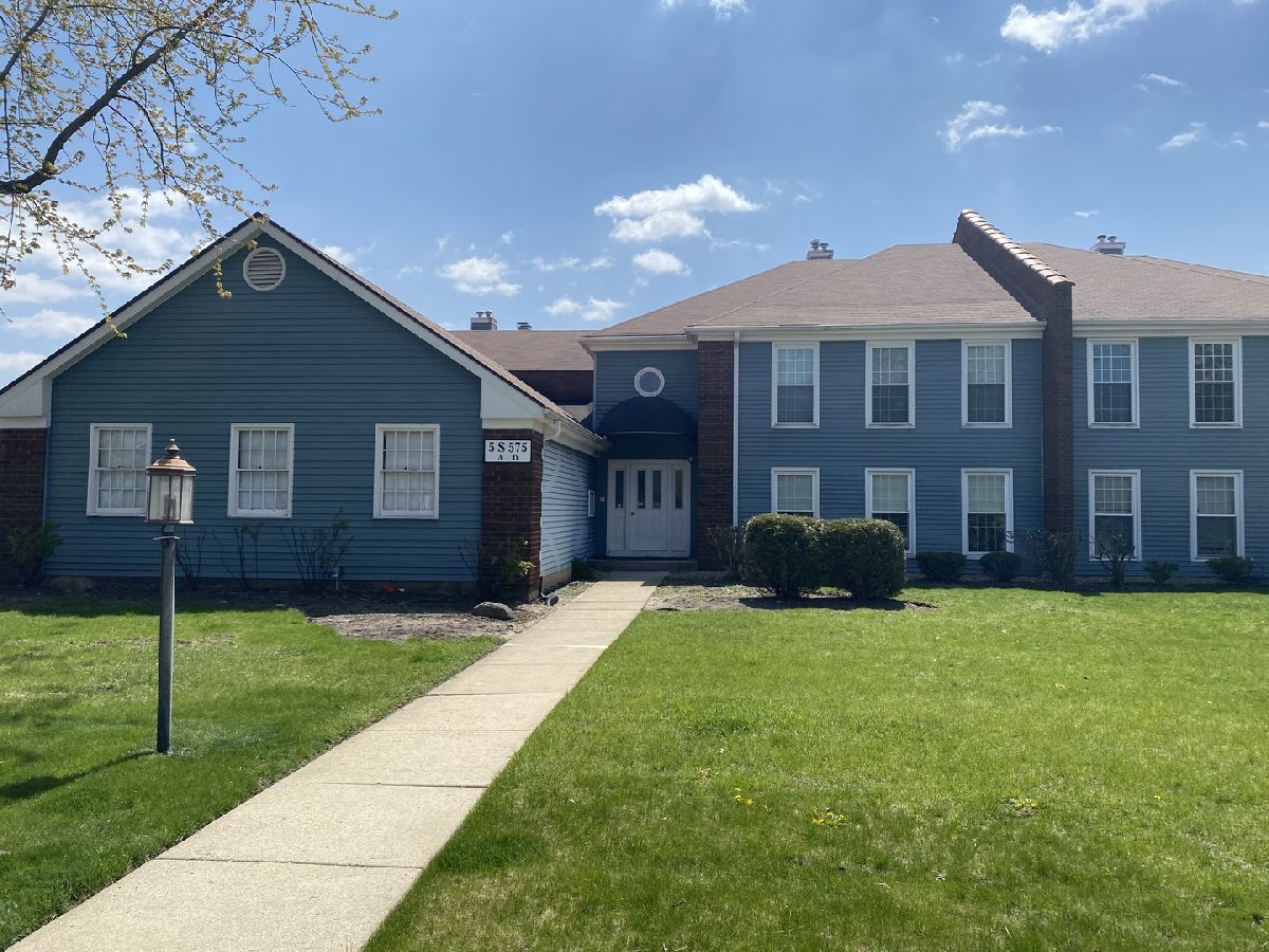 Condos & Townhomes Sold Willowbend Naperville Illinois, 5S575 Paxton