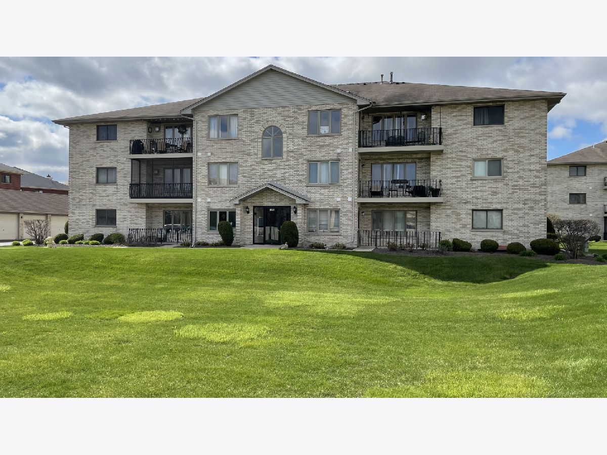 Condominiums Sold Chestnut Cove Tinley Park Illinois, 6670 183rd