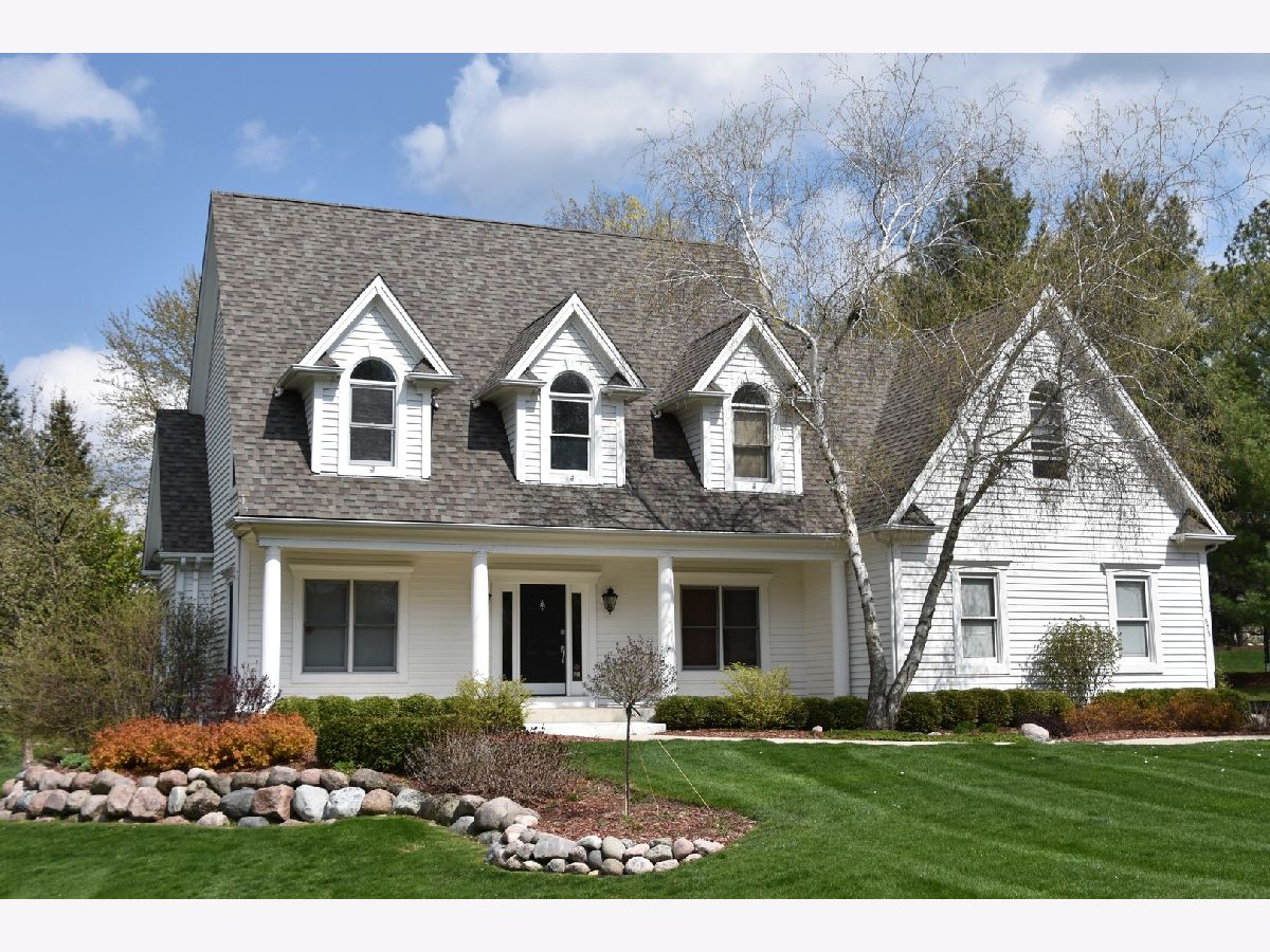 Homes Sold Lyons Ridge Cary Illinois, 975 Rawson Bridge