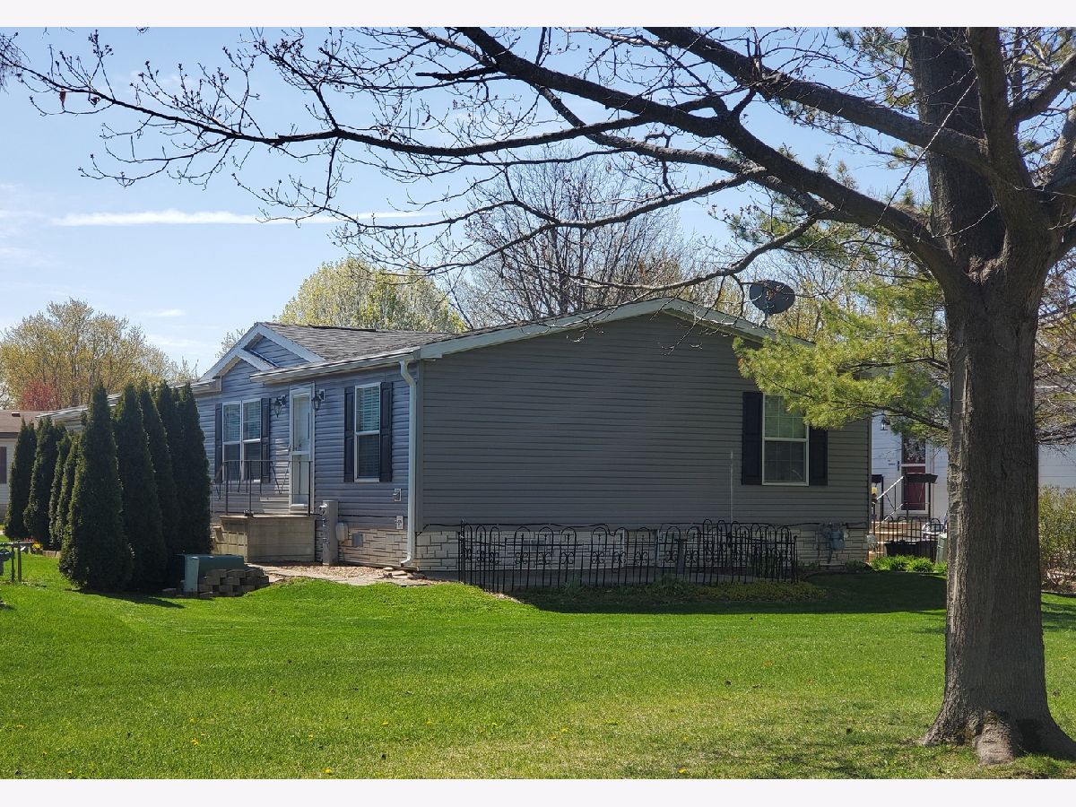 Homes Sold Four Seasons Belvidere Illinois, 220 Fox