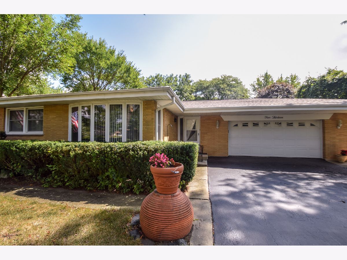 Homes Rented Branigar Estates Elk Grove Village Illinois, 513 Ridge