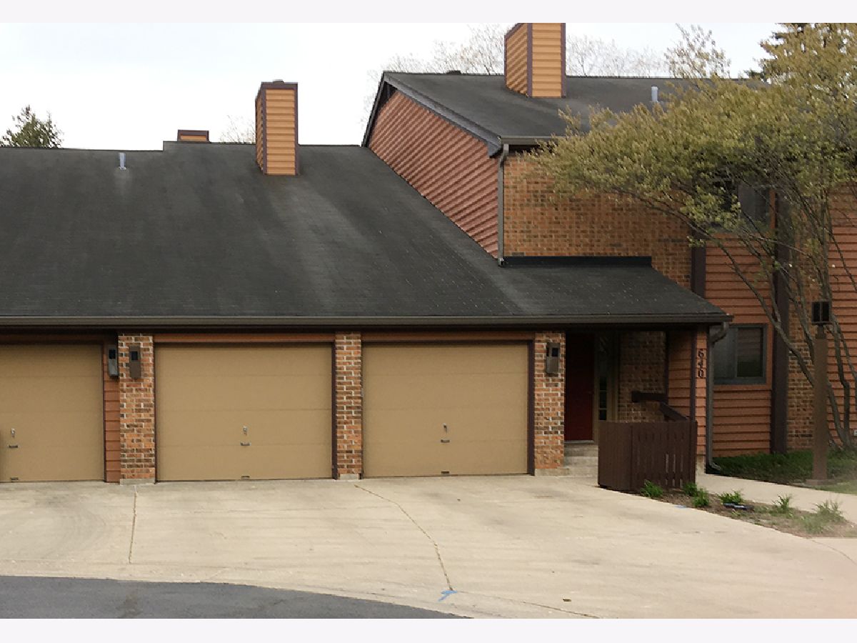 Condominiums Sold Waverly Commons Elgin Illinois, 640 Waverly