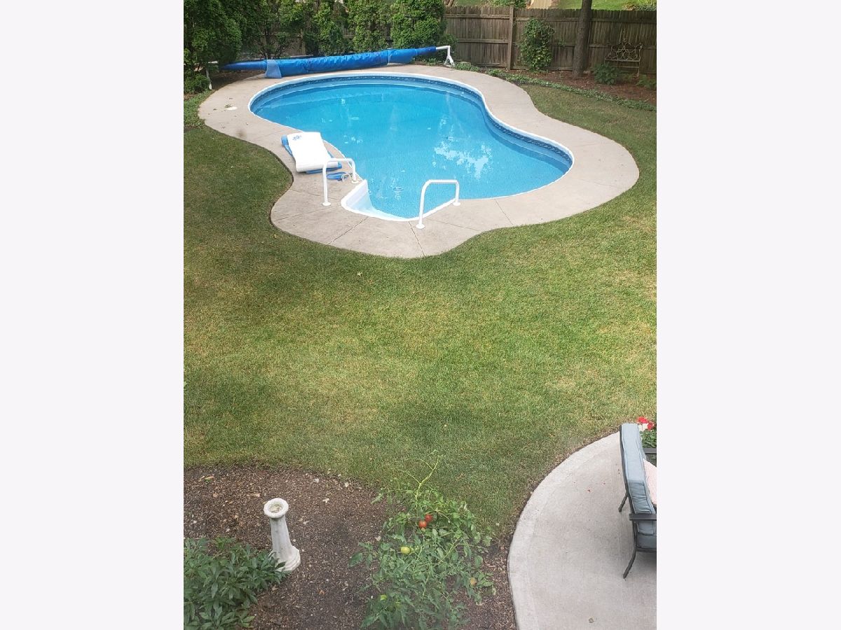 Homes & Condos & Townhomes Sold Timberview Joliet Illinois, 765 Meadow Wood