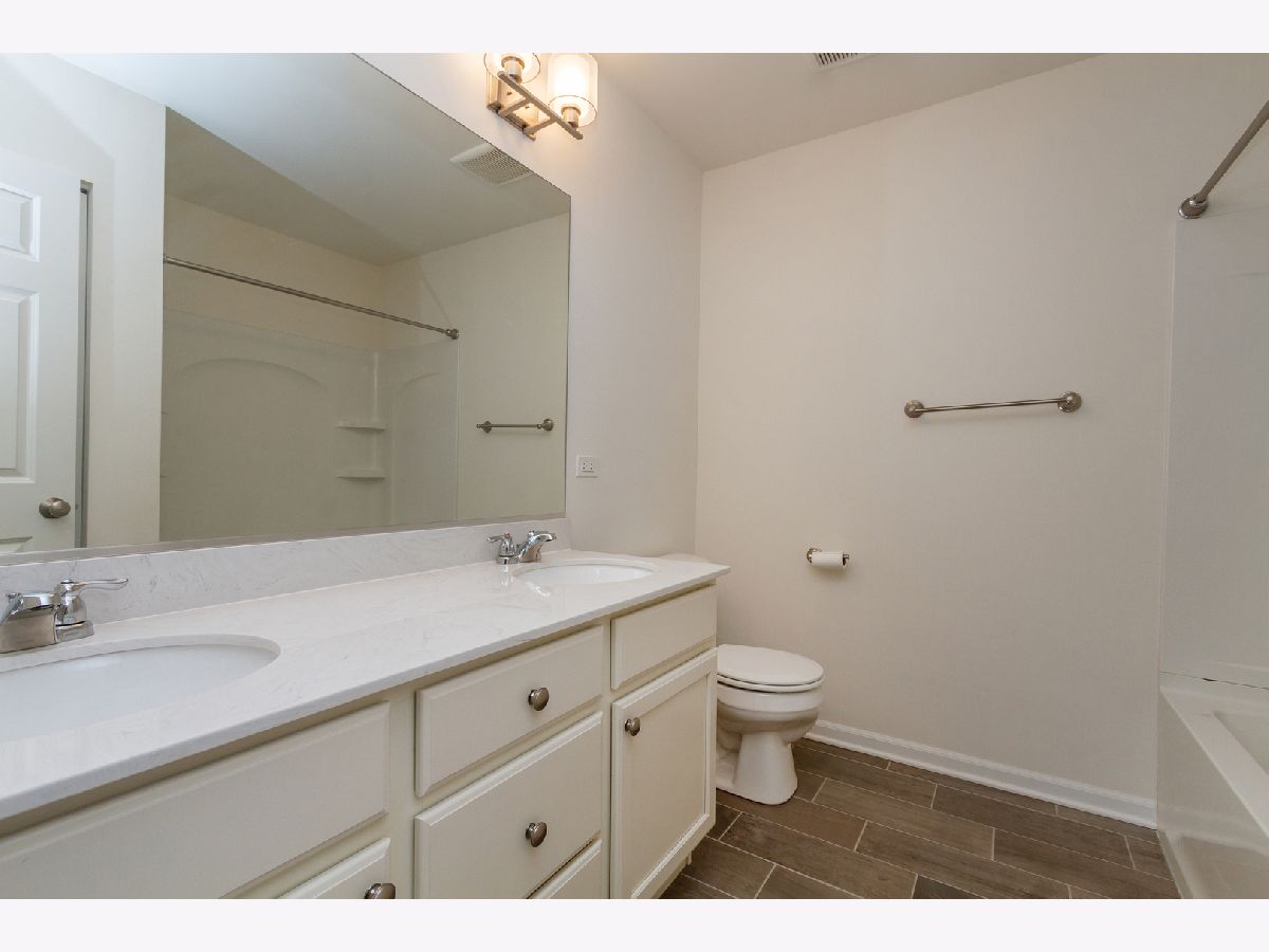 Condos & Townhomes Sold Timber Creek Winfield Illinois, 1N757 Timber Creek