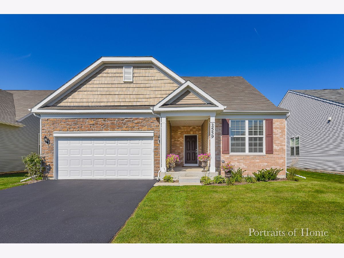 Homes Rented Atwater Naperville Illinois, 2559 Silver Loch