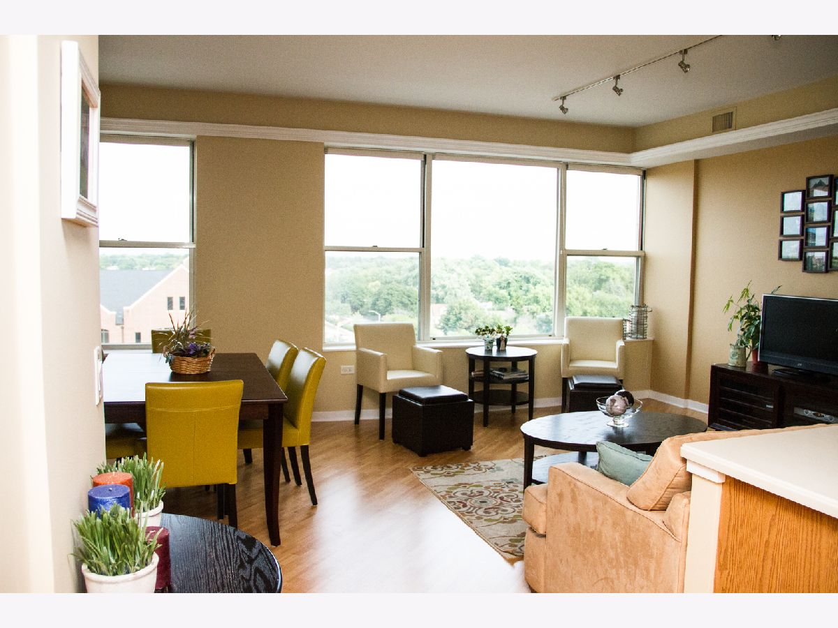 Condominiums Rented Arlington Town Square Arlington Heights Illinois, 77 Evergreen