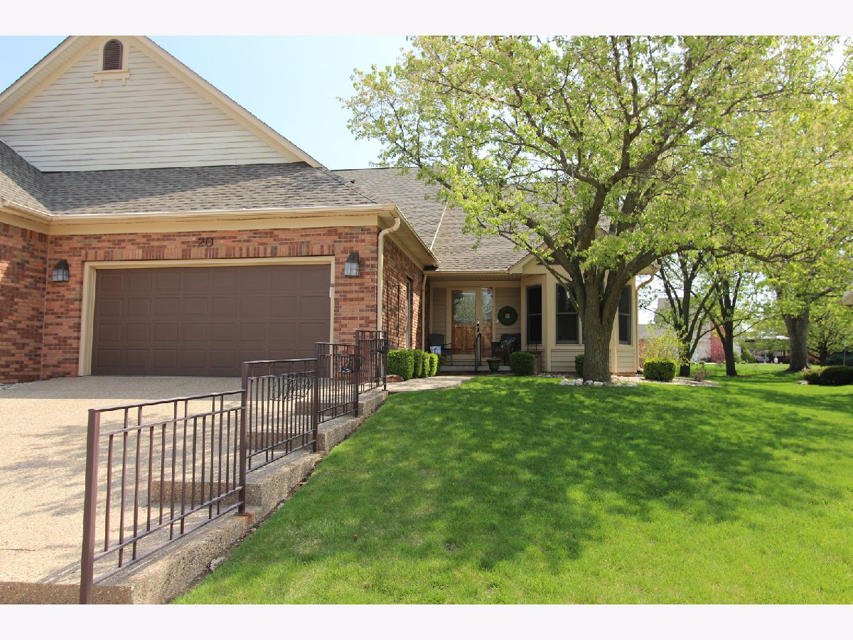 Condos & Townhomes Sold Villaminiums Bloomington Illinois, 20 Aspen