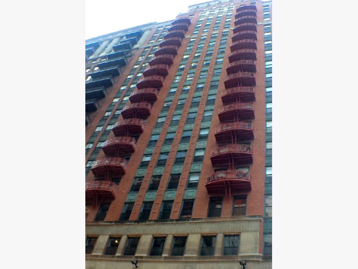 Condominiums Rented Concord At City Center Chicago Illinois, 208 Washington