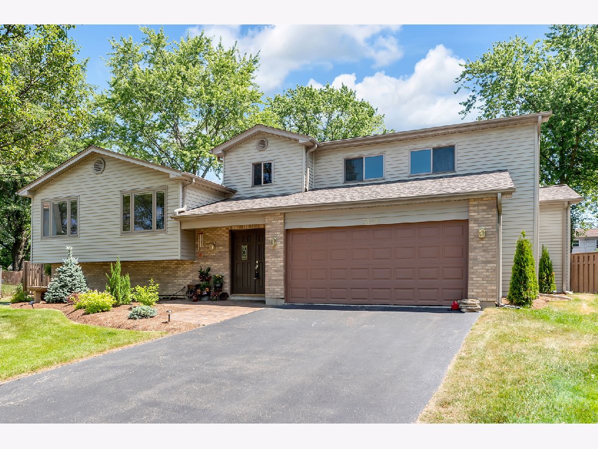 Homes Sold Forest Edge Woodridge Illinois, 3100 Shelley