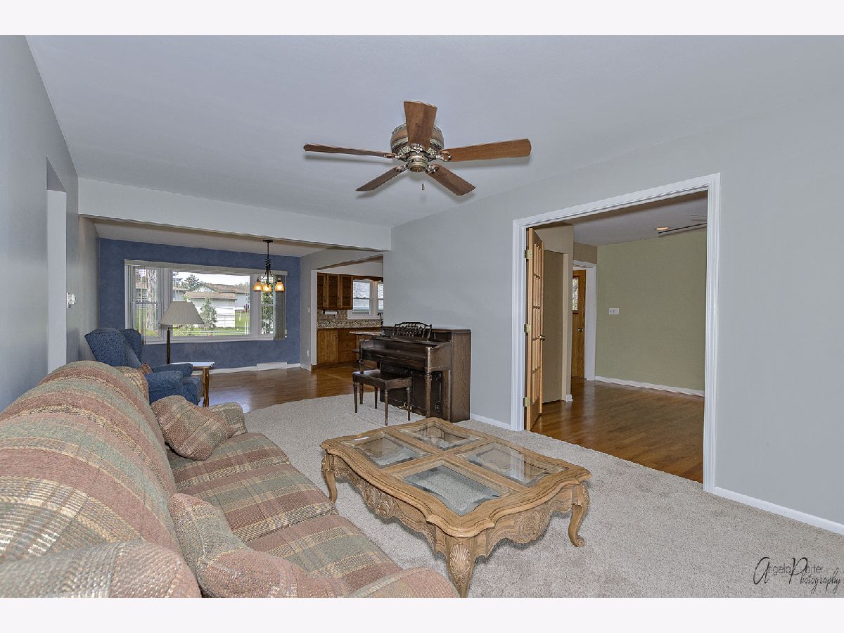Homes Sold Pistakee Terrace Mchenry Illinois, 918 Oakleaf