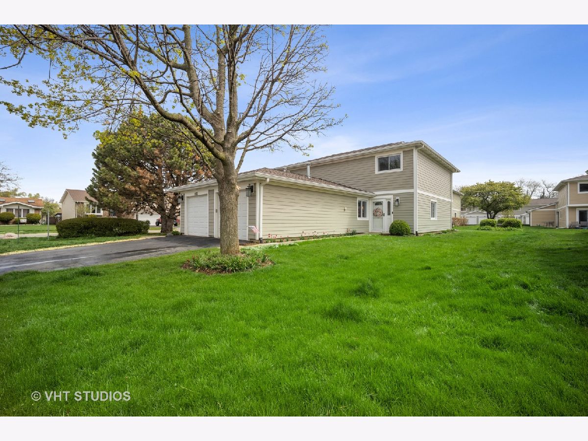 Townhomes Sold Amber Ridge Palatine Illinois, 1133 Potomac