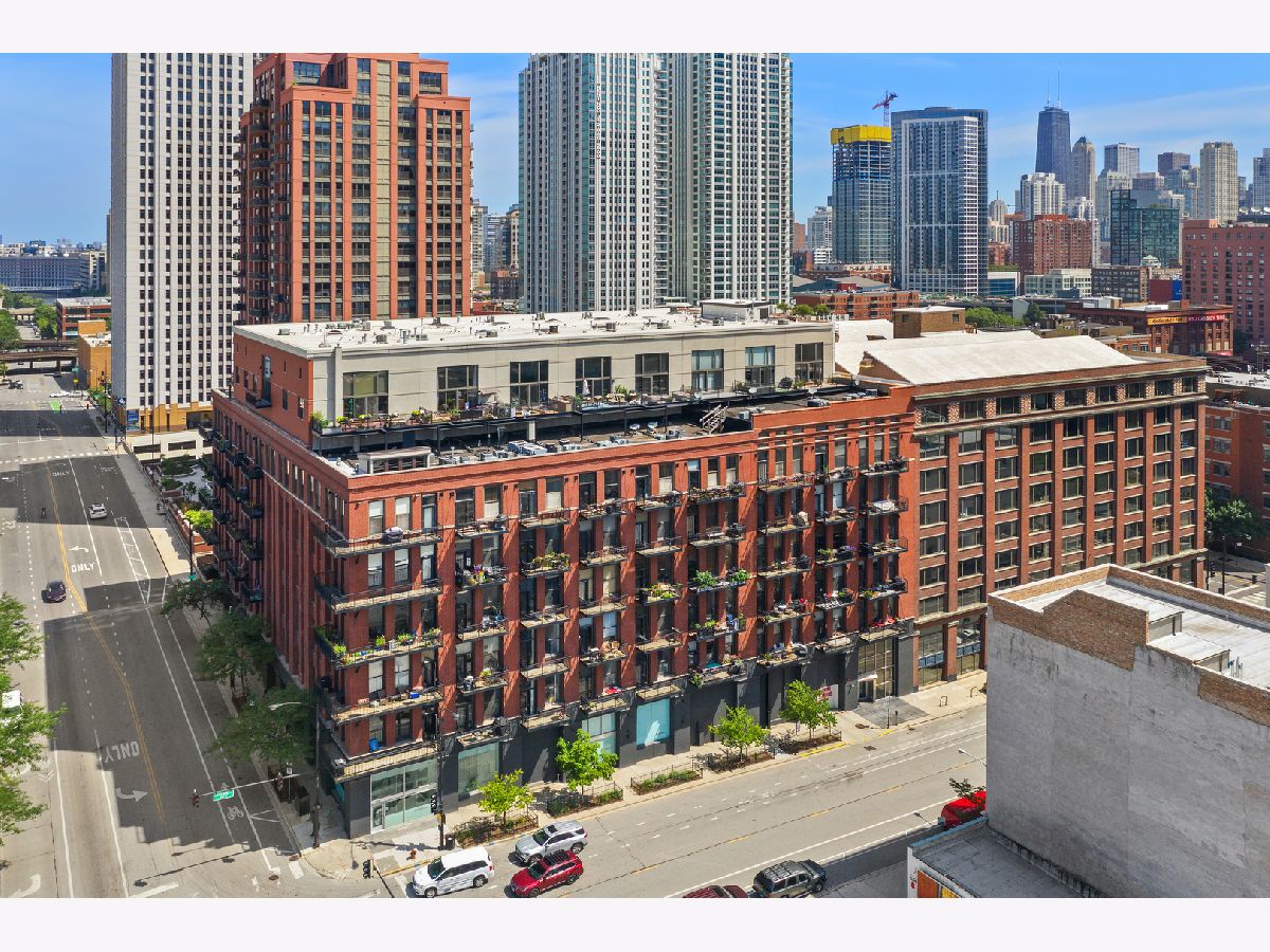 Condos & Townhomes Rented China Club Loft Chicago Illinois, 616 Fulton