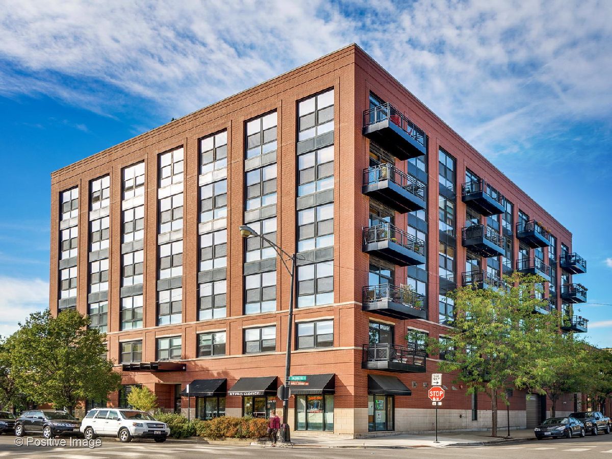 Condos & Townhomes Rented Westgate Terrace Chicago Illinois, 1260 Washington