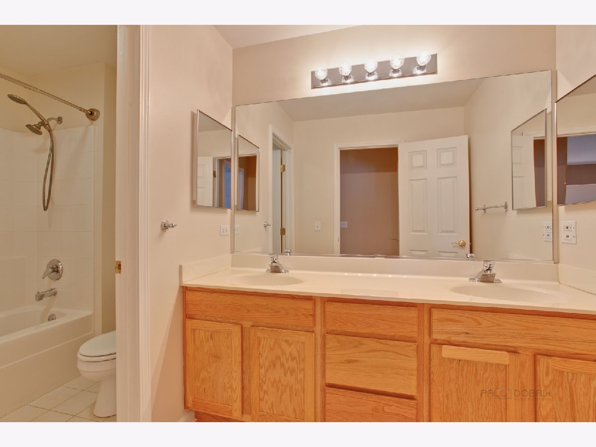 Homes Rented Inverness Vernon Hills Illinois, 2048 Trevino
