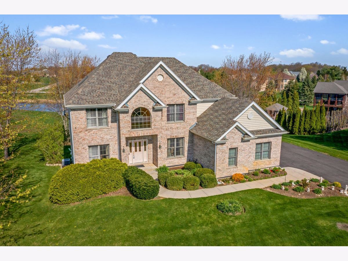 Homes Sold Triple Oaks Farm Hampshire Illinois, 15N876 Pheasant Fields
